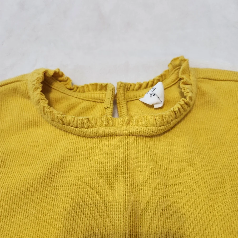 Baby Gap Ruffle Collared Long Sleeve Top